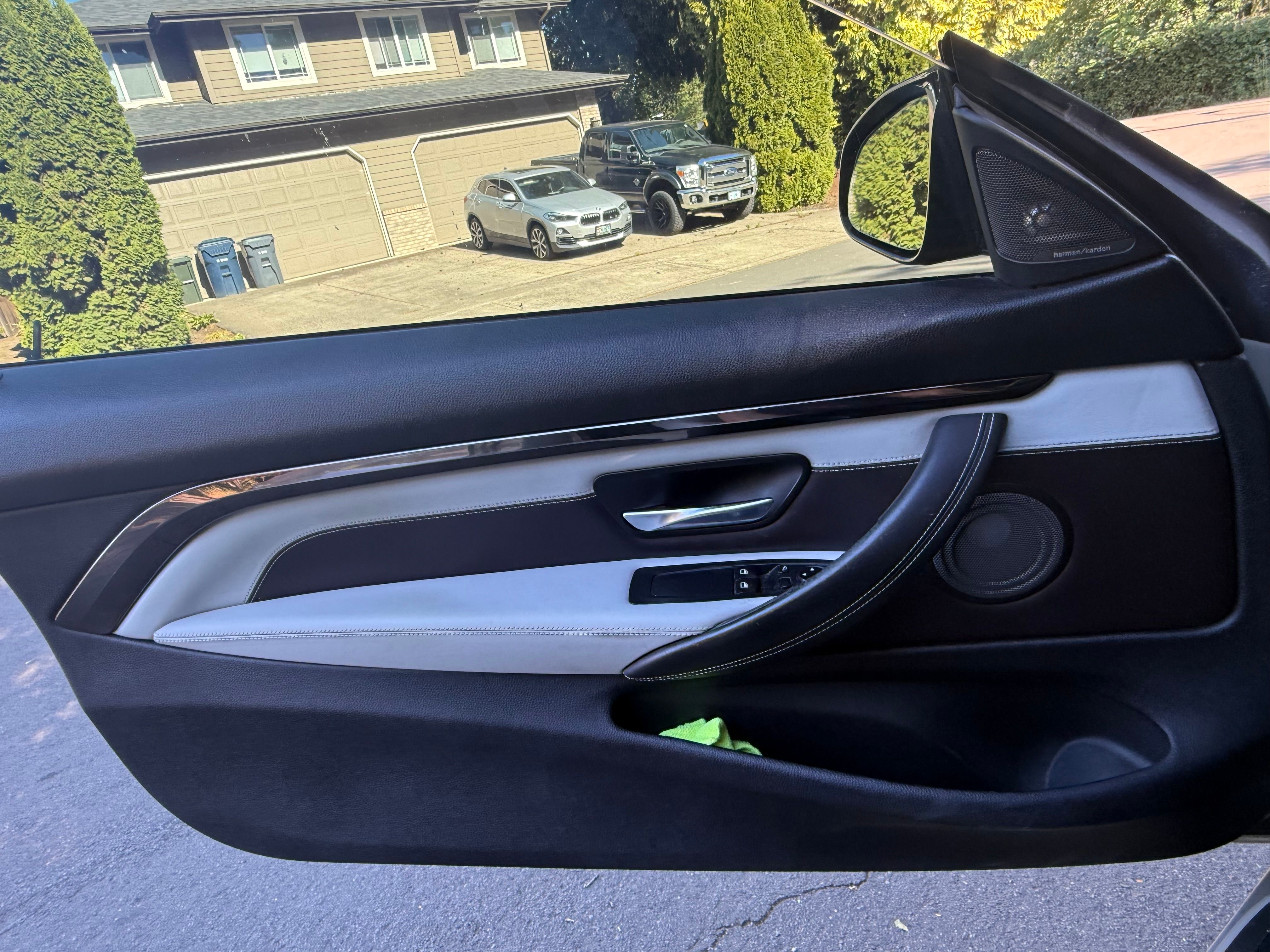 Used 2017 BMW M4 Coupe RWD image 5