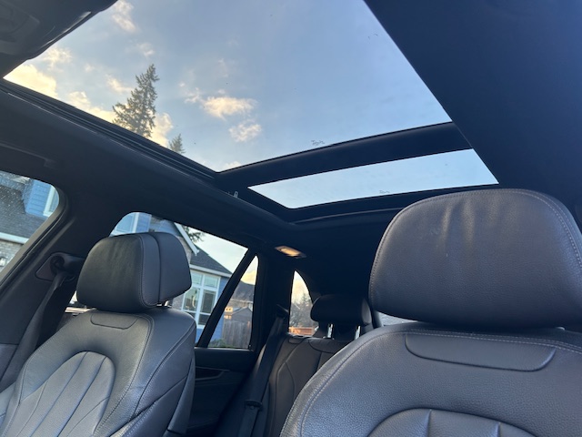 Used 2017 BMW X5 xDrive40e AWD/4WD image 13