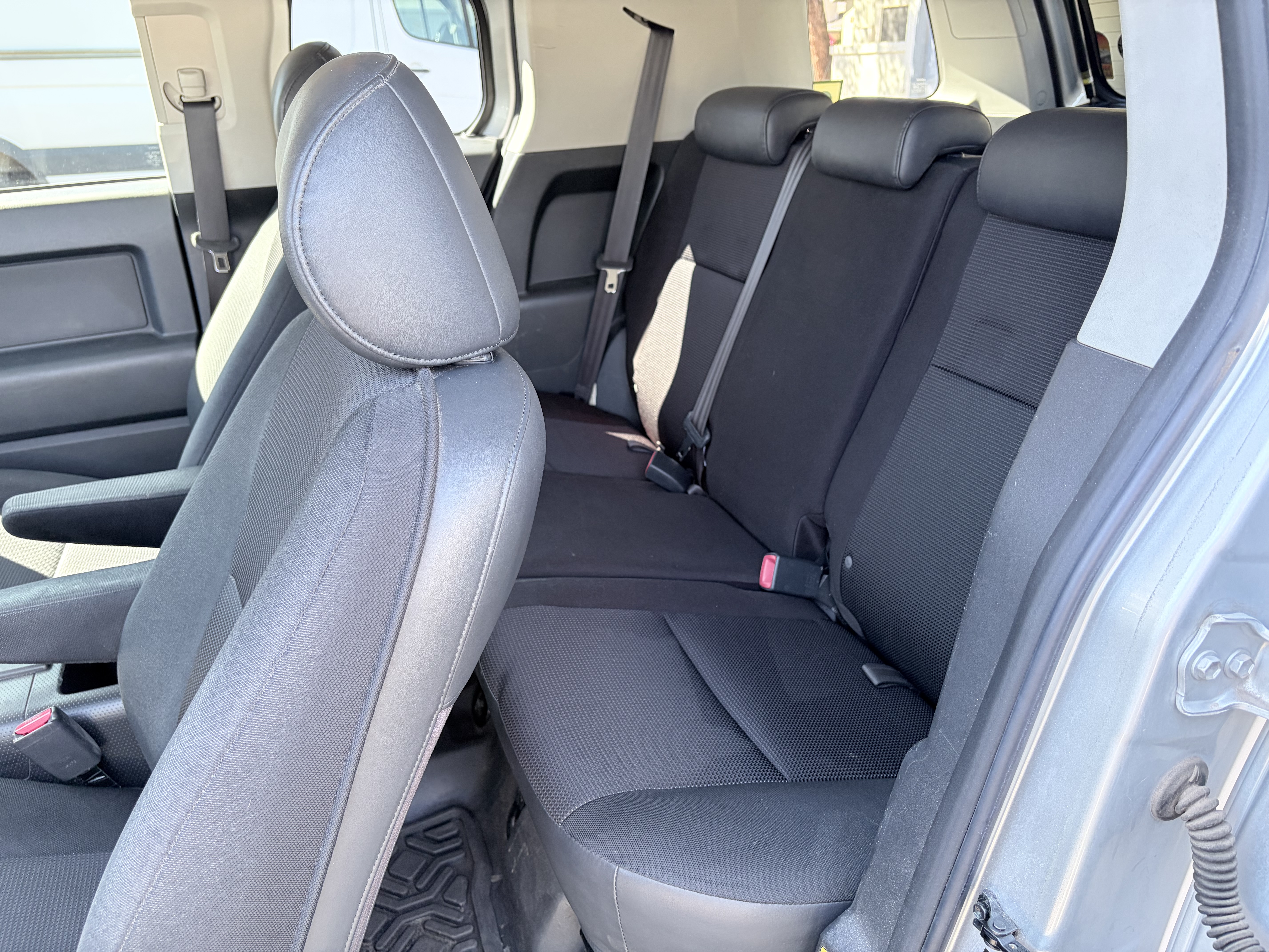 Used 2007 Toyota FJ Cruiser 2WD w/ Convenience Pkg image 10