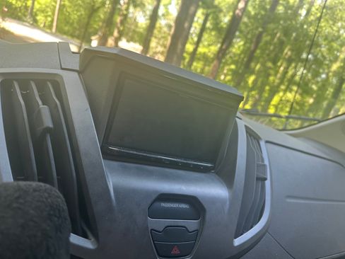 Used 2015 Ford Transit 250 130 Low Roof w/ Exterior Upgrade Package image 12