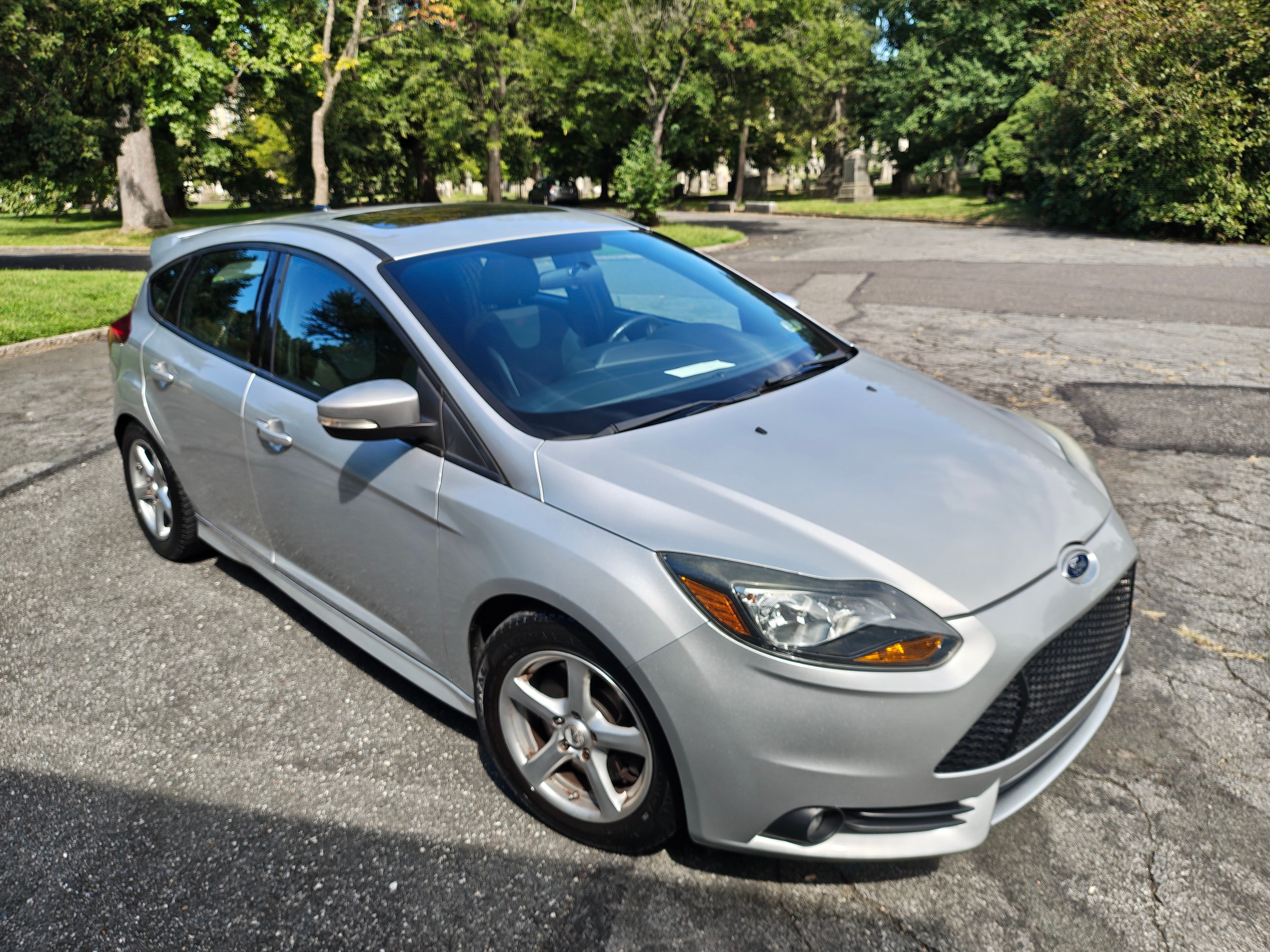 Used 2014 Ford Focus ST FWD image 1