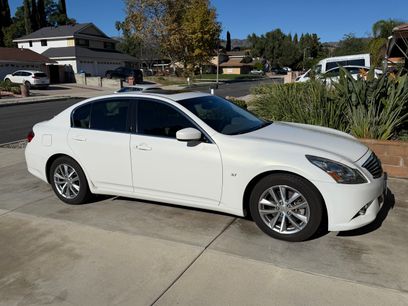 Used 2015 INFINITI Q40 w/ Moonroof Package