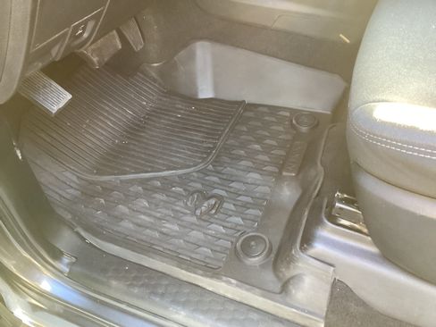 Used 2023 RAM 3500 Big Horn w/ Night Edition image 9