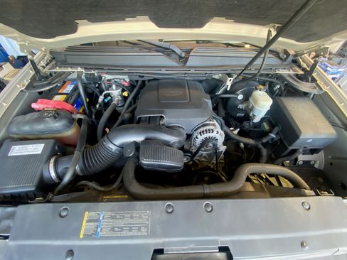 Used 2007 Chevrolet Avalanche LTZ w/ LTZ Preferred Equipment Group image 12