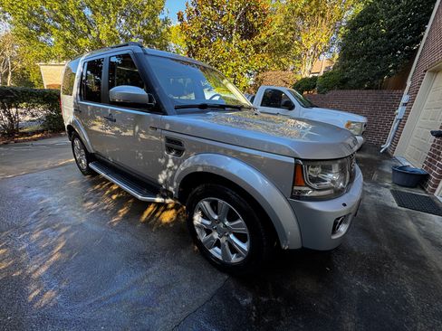 Used 2016 Land Rover LR4 HSE AWD/4WD image 20
