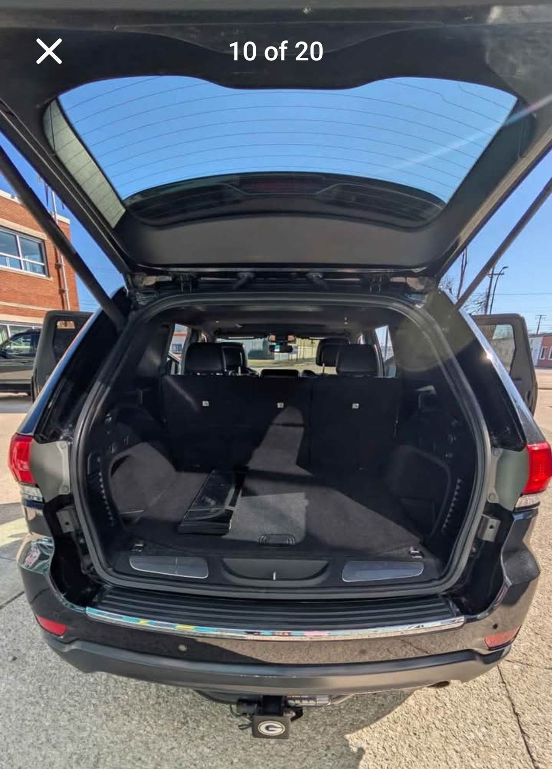 Used 2018 Jeep Grand Cherokee Limited AWD/4WD image 11