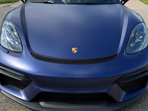 Used 2020 Porsche 718 Cayman GT4 RWD image 4