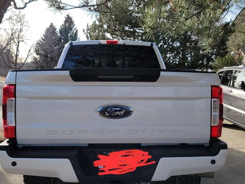 Used 2019 Ford F250 Lariat w/ Lariat Ultimate Package image 5