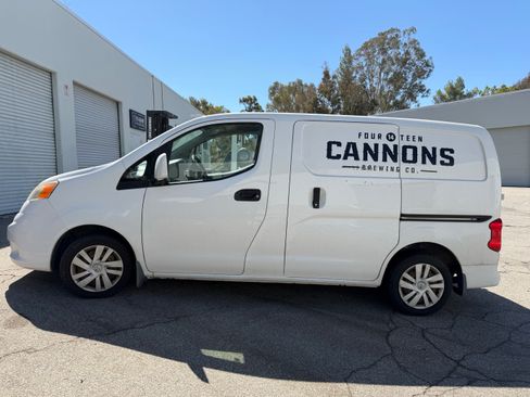 Used 2017 Nissan NV200 SV w/ Technology Package FWD image 1