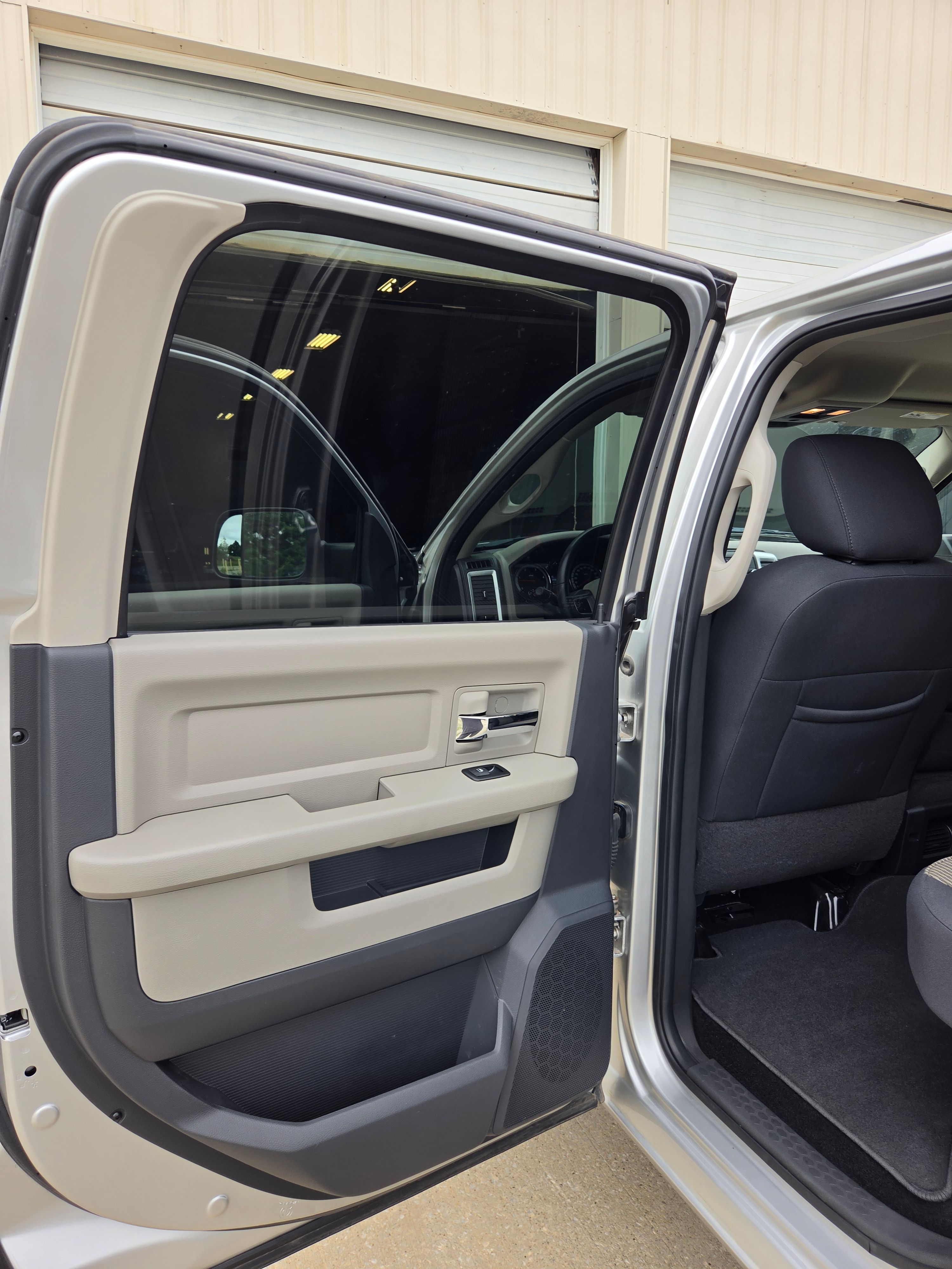 Used 2010 Dodge Ram 3500 Truck SLT w/ Big Horn Regional Package AWD/4WD image 24