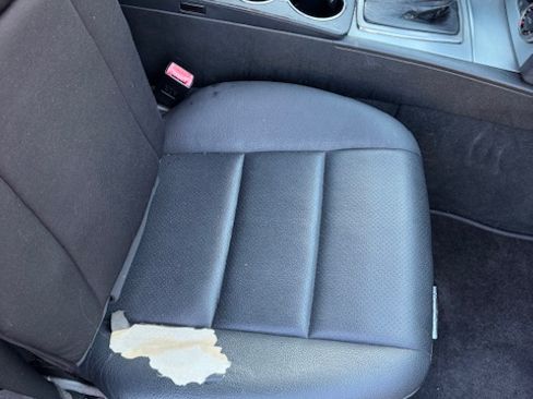 Used 2011 Mercedes-Benz C 300 Sedan image 24