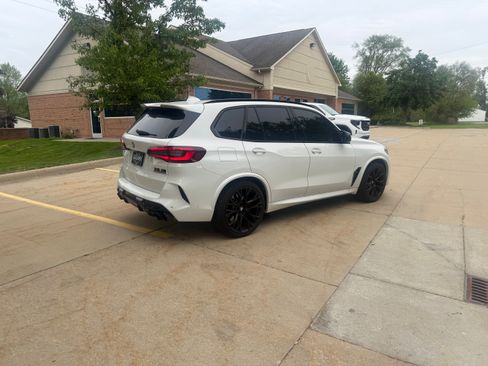Used 2022 BMW X5 M w/ Competition Package 2 AWD/4WD image 4