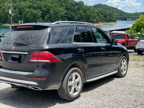 Used 2017 Mercedes-Benz GLE 350 4MATIC image 4