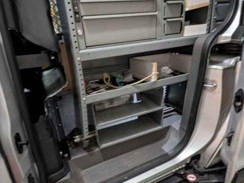 Used 2019 Ford Transit Connect XLT image 6