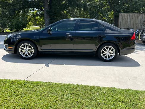 Used 2012 Ford Fusion SEL image 2