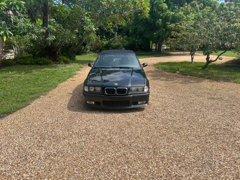 Used 1999 BMW M3 Convertible image 10