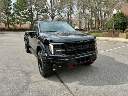 Used 2025 Ford F150 Raptor w/ Equipment Group 803A Raptor R image 10