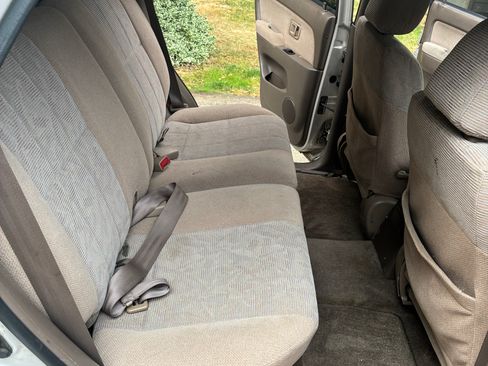 Used 1999 Toyota 4Runner SR5 AWD/4WD image 34