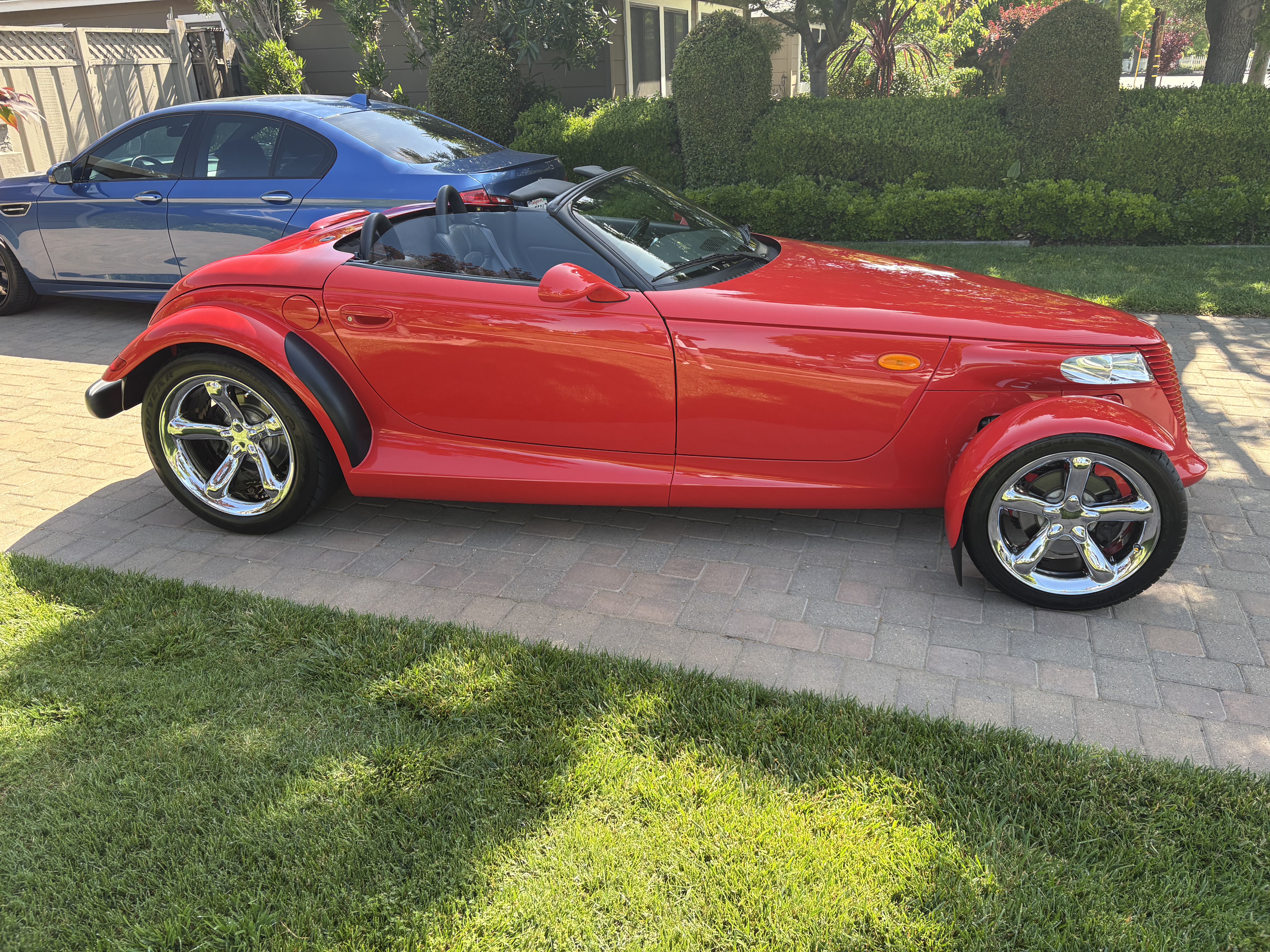 Used 1999 Plymouth Prowler RWD image 16