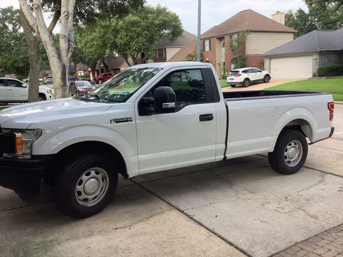 Used 2020 Ford F150 XL w/ Trailer Tow Package RWD image 2