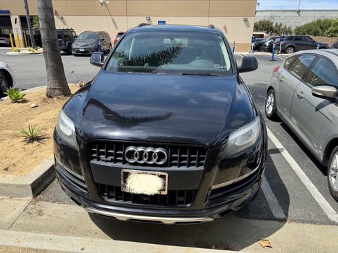 Used 2014 Audi Q7 3.0T S line Prestige w/ Technology Package image 2