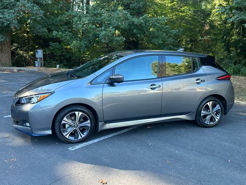 Used 2021 Nissan Leaf SL Plus FWD image 16