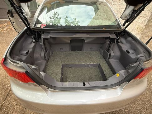 Used 2007 Volvo C70 T5 image 13