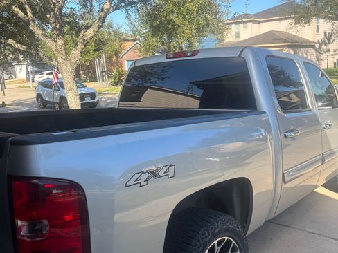 Used 2010 Chevrolet Silverado 1500 LT w/ Texas Edition image 13