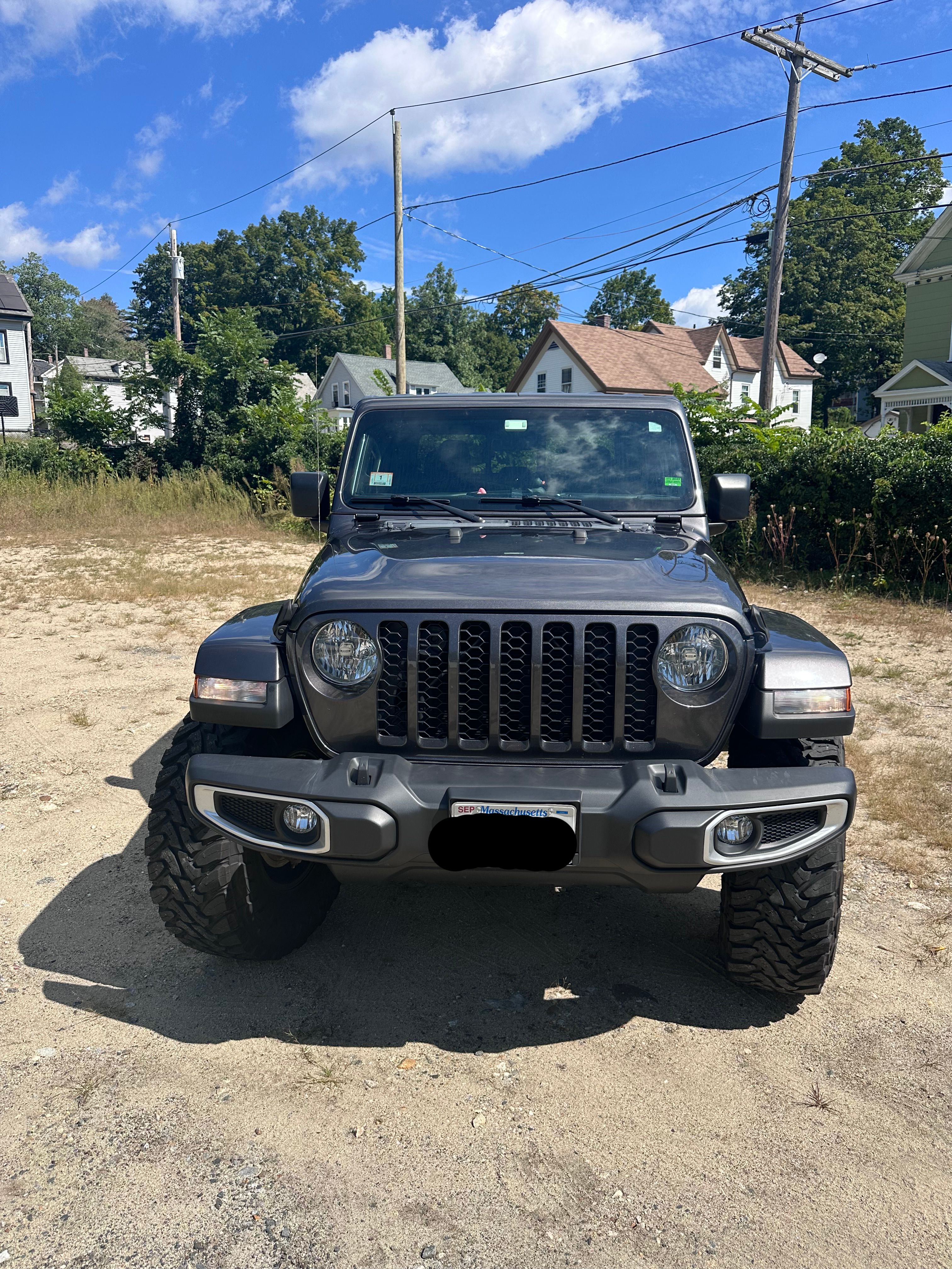 Used 2021 Jeep Gladiator Sport AWD/4WD image 4