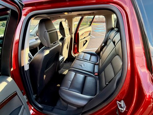 Used 2014 Volvo XC70 3.2 Platinum image 13