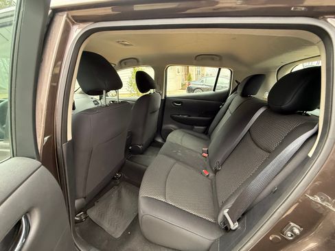 Used 2017 Nissan Leaf S w/ Charge Package image 11