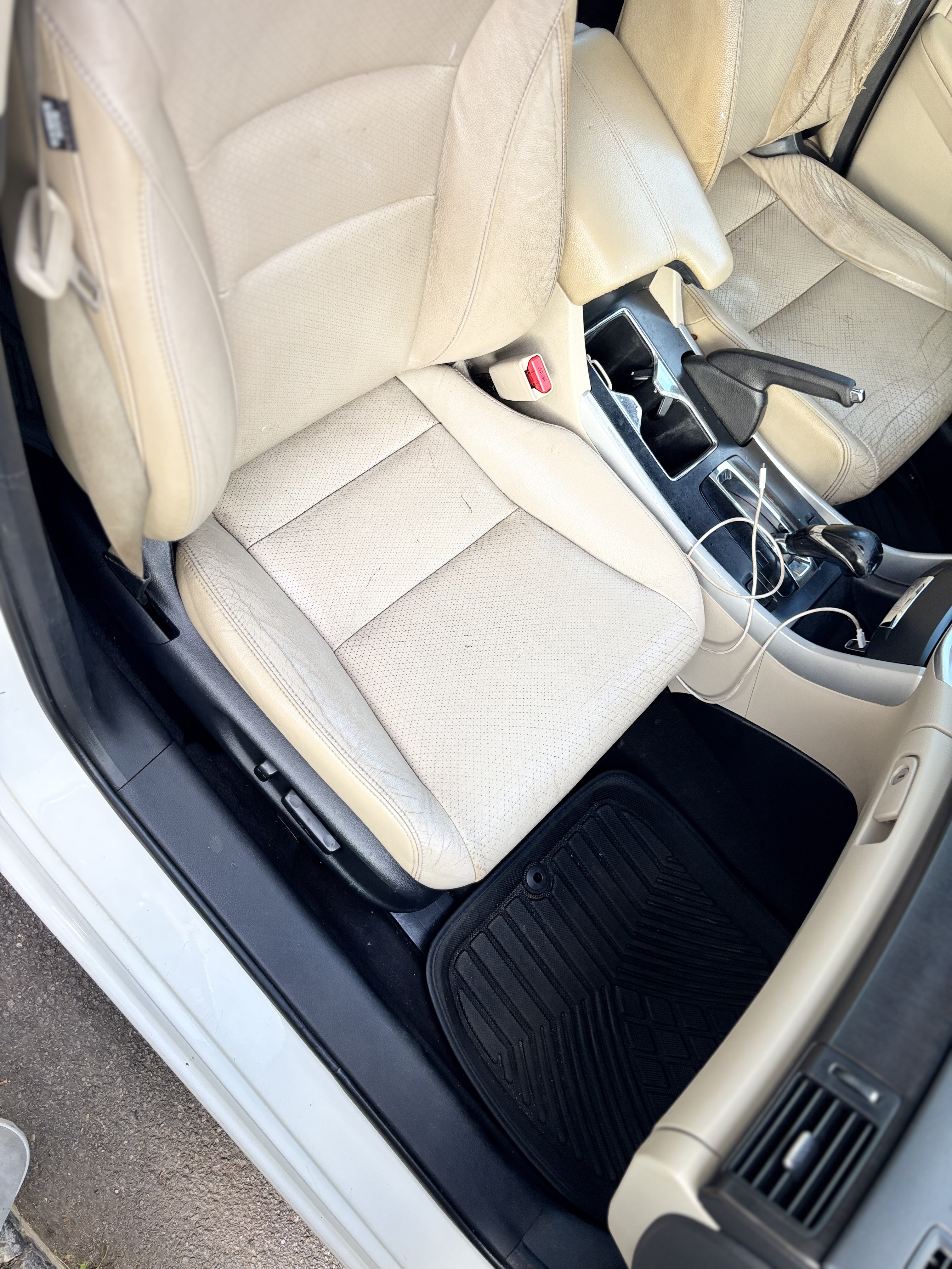 Used 2013 Honda Accord EX-L image 9