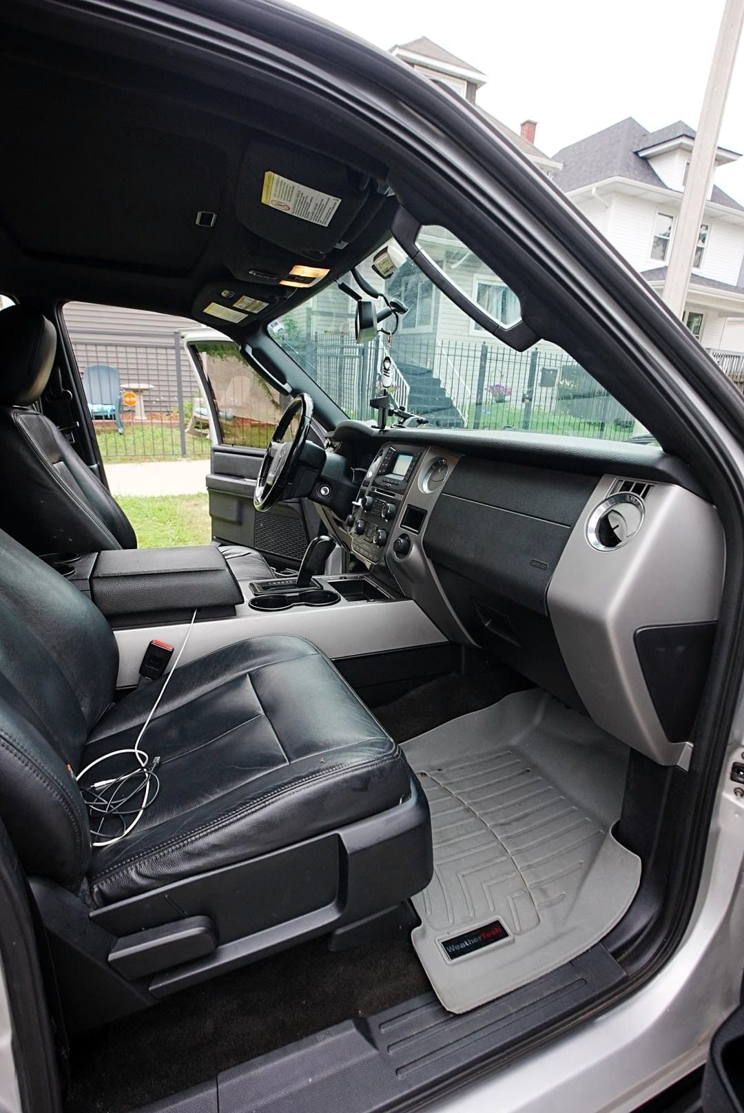 Used 2016 Ford Expedition XLT AWD/4WD image 26