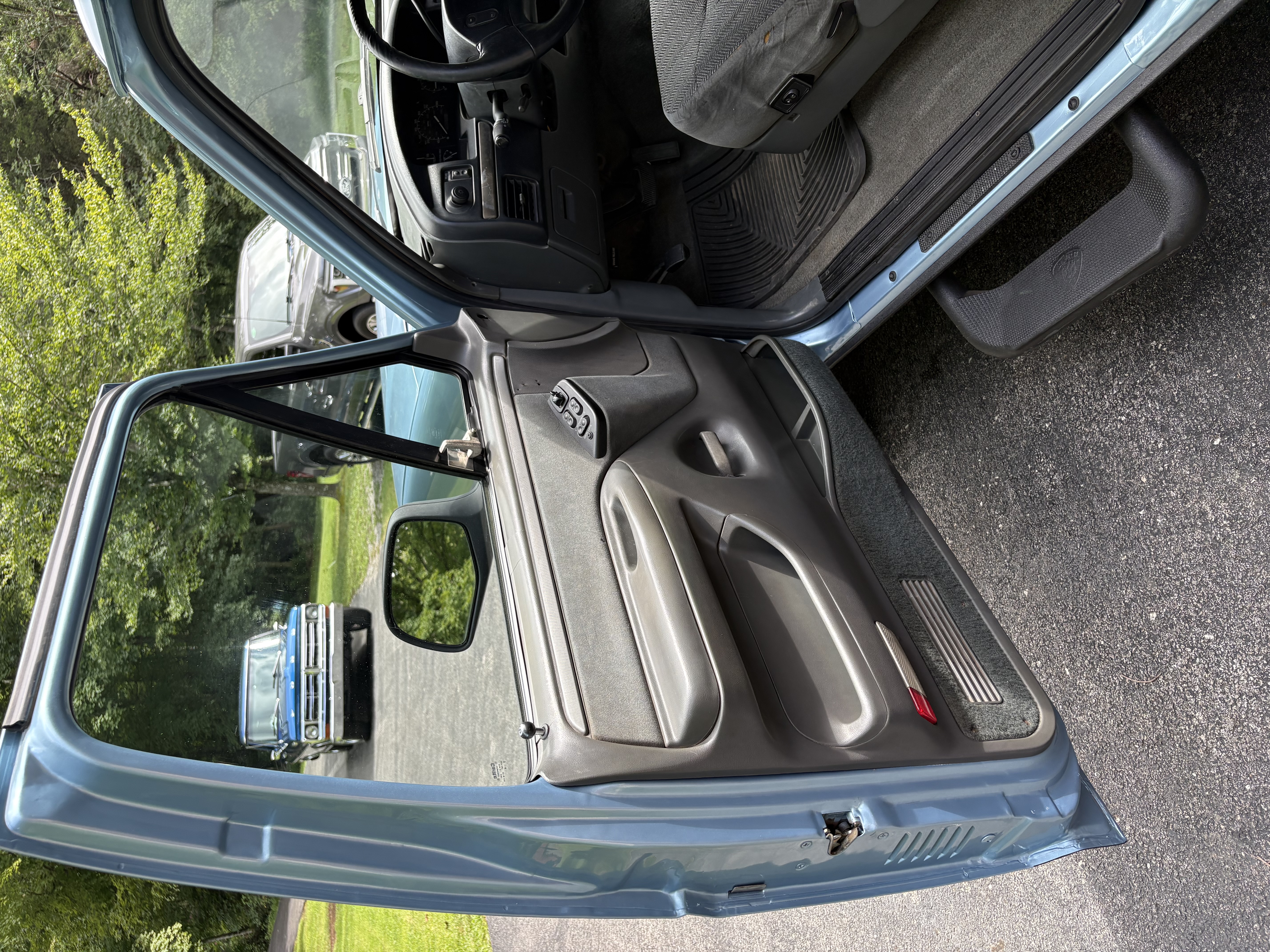 Used 1992 Ford Bronco AWD/4WD image 9