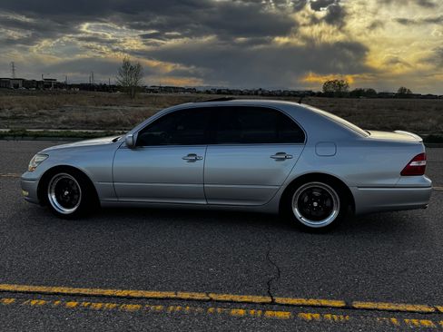 Used 2006 Lexus LS 430 image 10