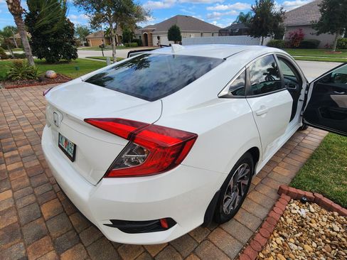 Used 2017 Honda Civic EX image 6