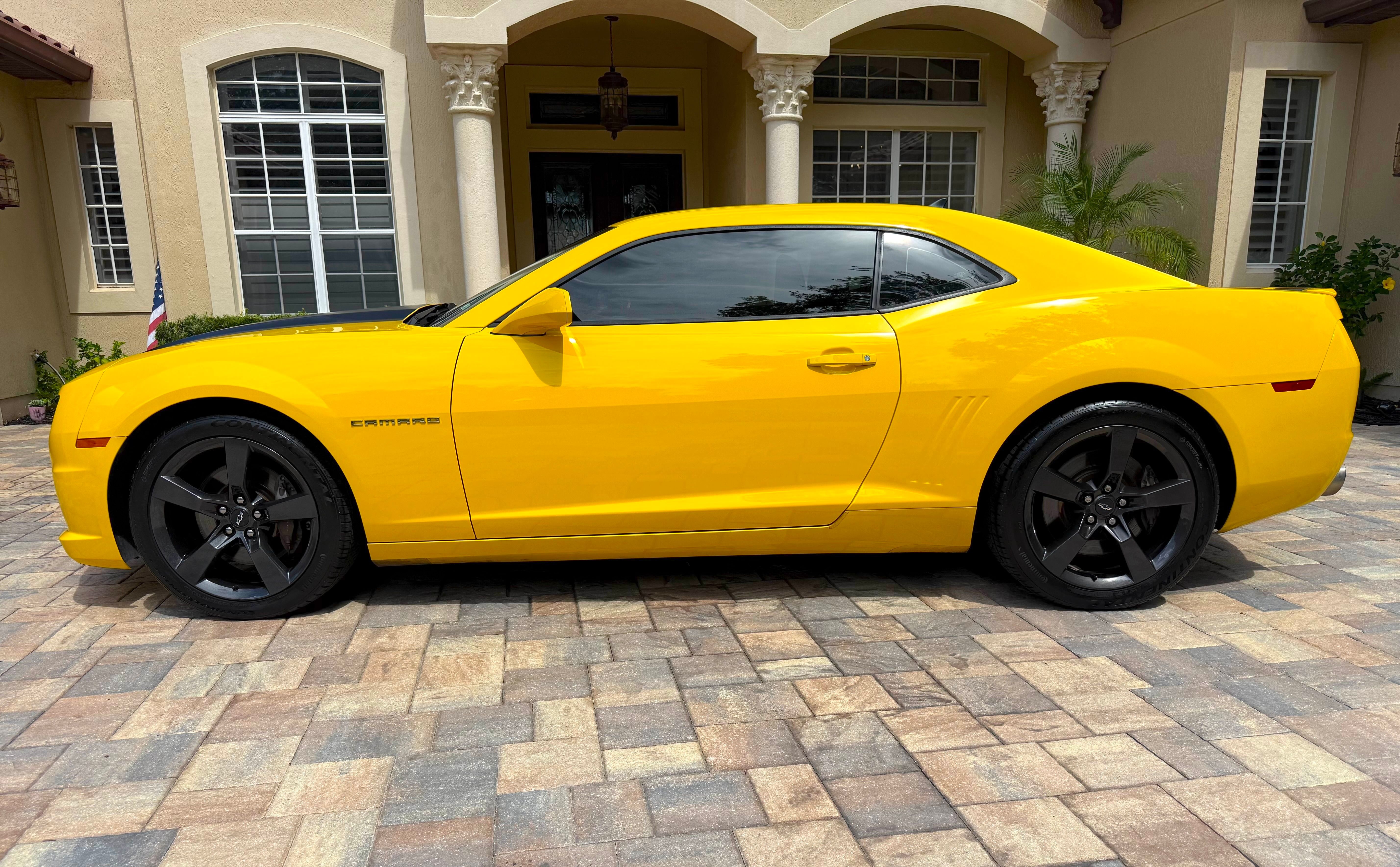 Used 2010 Chevrolet Camaro SS w/ RS Package RWD image 16