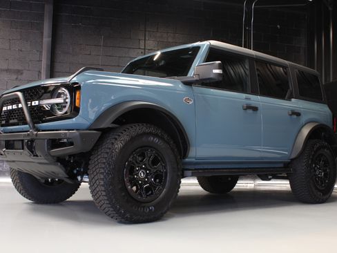 Used 2023 Ford Bronco Badlands image 27