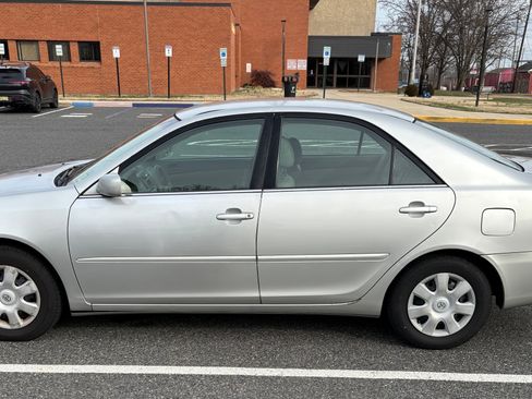 Used 2003 Toyota Camry LE image 4