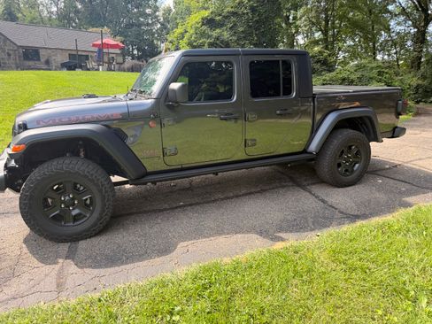 Used 2021 Jeep Gladiator Mojave AWD/4WD image 9