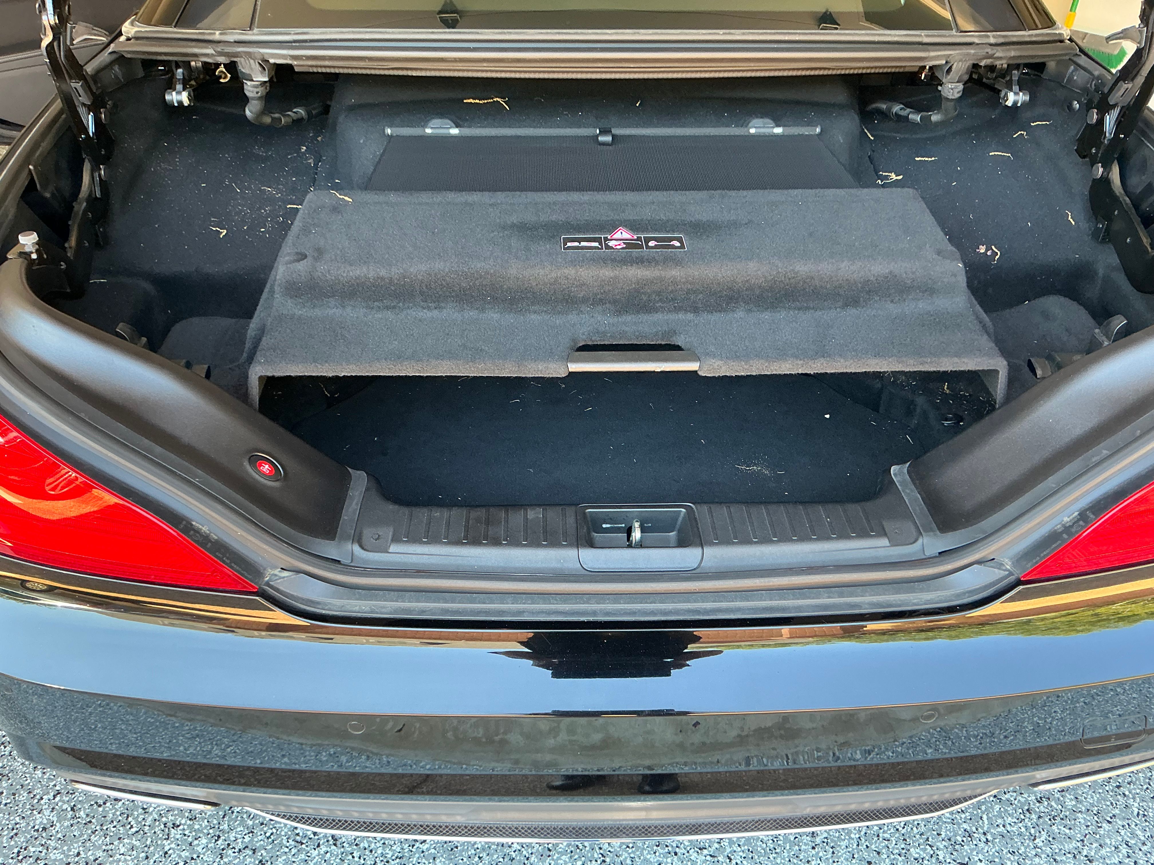 Used 2016 Mercedes-Benz SL 550 image 10