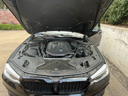 Used 2017 BMW 540i RWD image 14