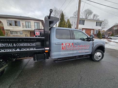 Used 2024 Ford F550 4x4 Crew Cab Super Duty image 16