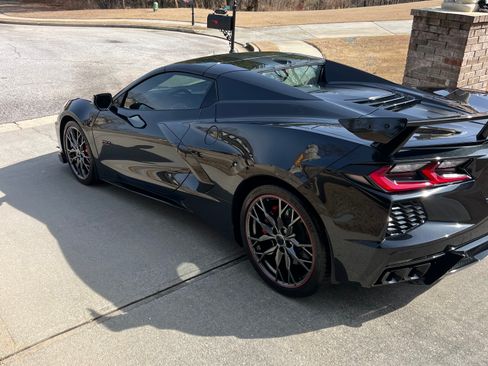 Used 2023 Chevrolet Corvette Stingray Premium Conv w/ Z51 Performance Package image 22