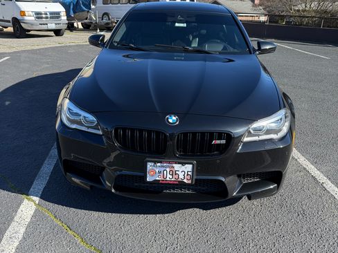 Used 2014 BMW M5 image 6