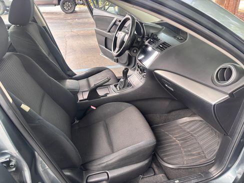 Used 2012 MAZDA MAZDA3 i Sport FWD image 11