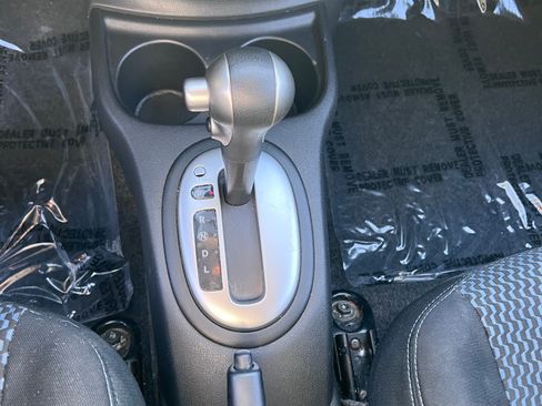 Used 2016 Nissan Versa Note SV FWD image 11