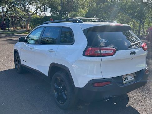 Used 2016 Jeep Cherokee Latitude image 9