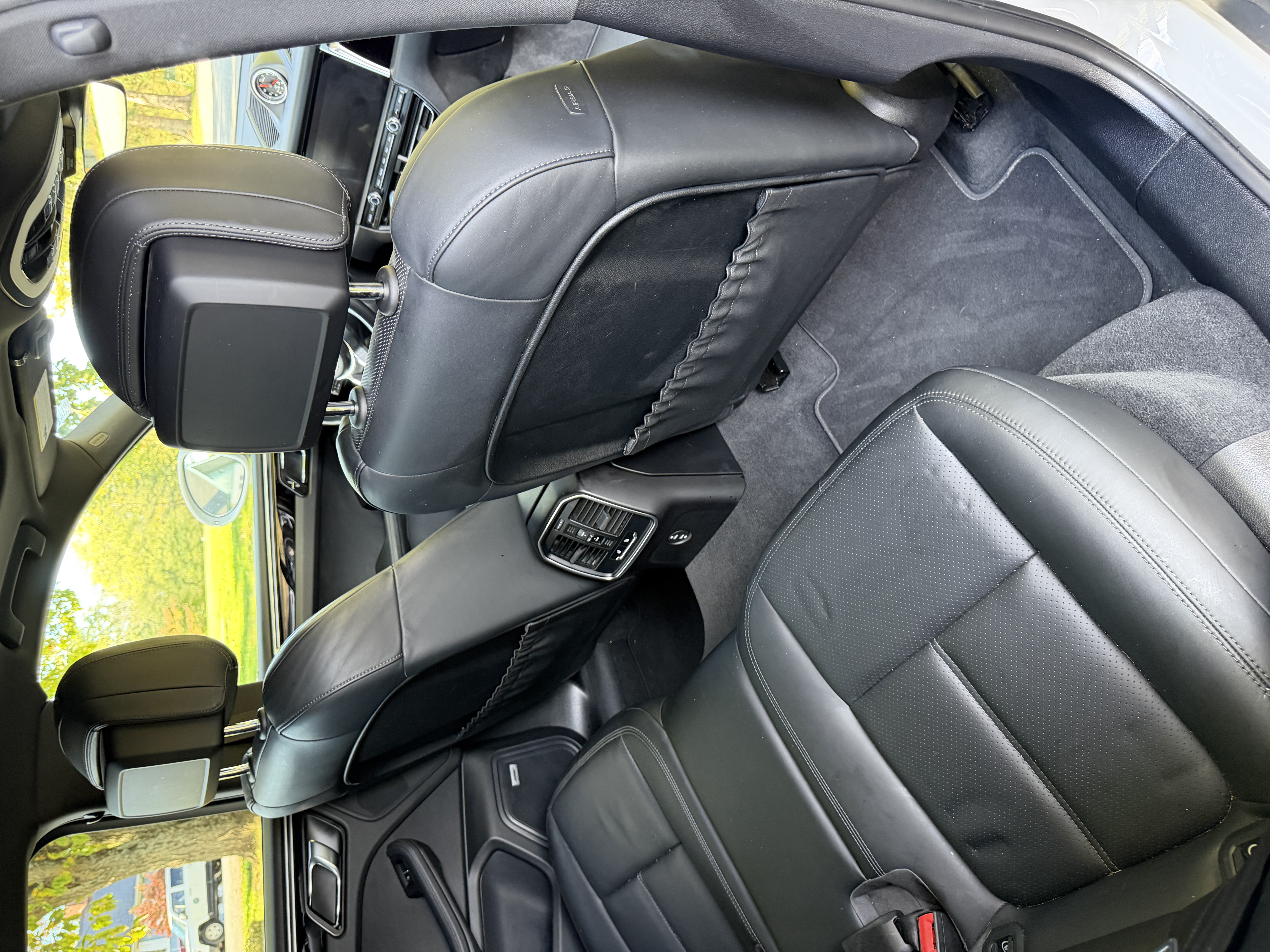 Used 2020 Porsche Macan S AWD/4WD image 17