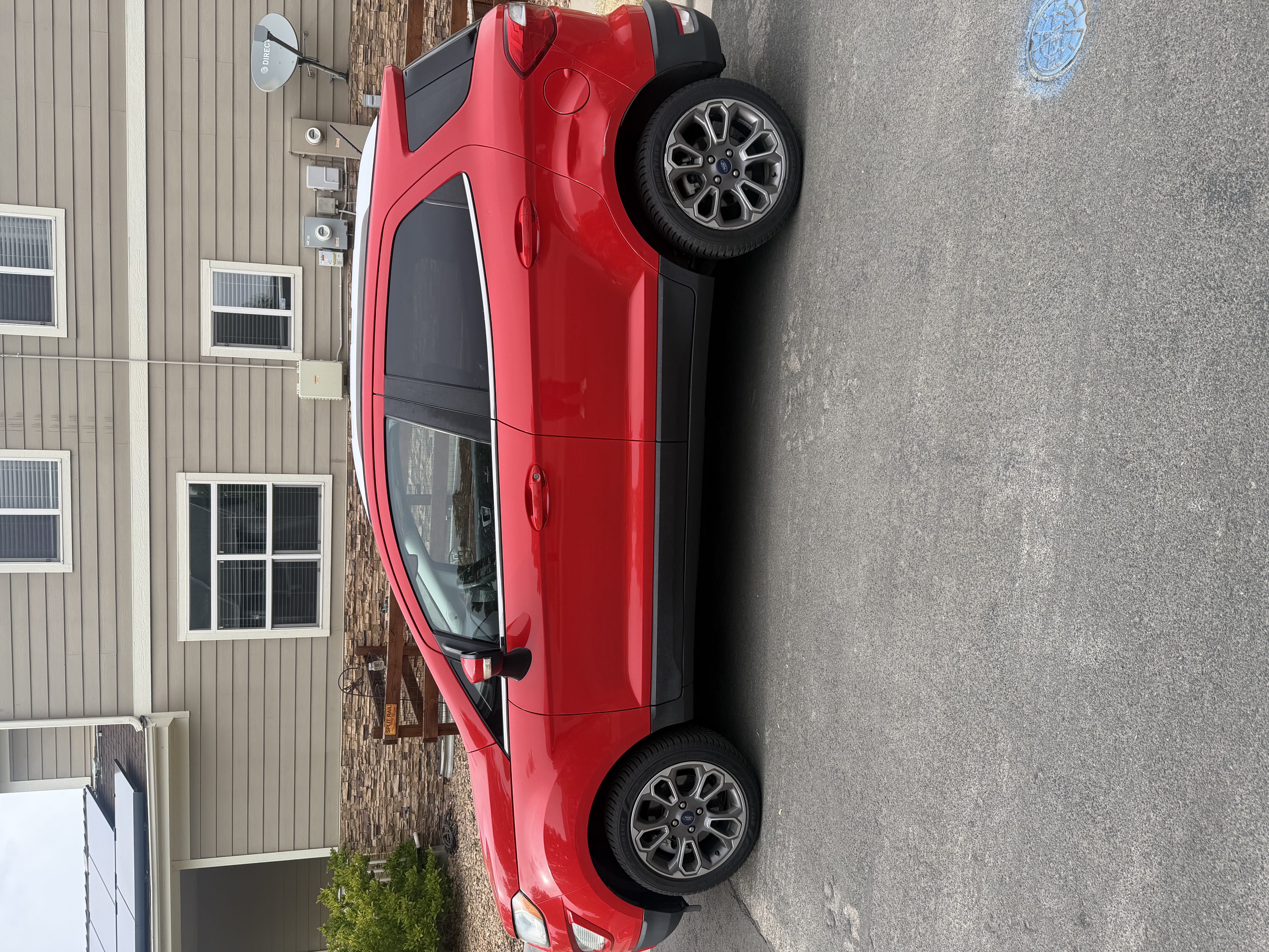 Used 2020 Ford EcoSport Titanium AWD/4WD image 1
